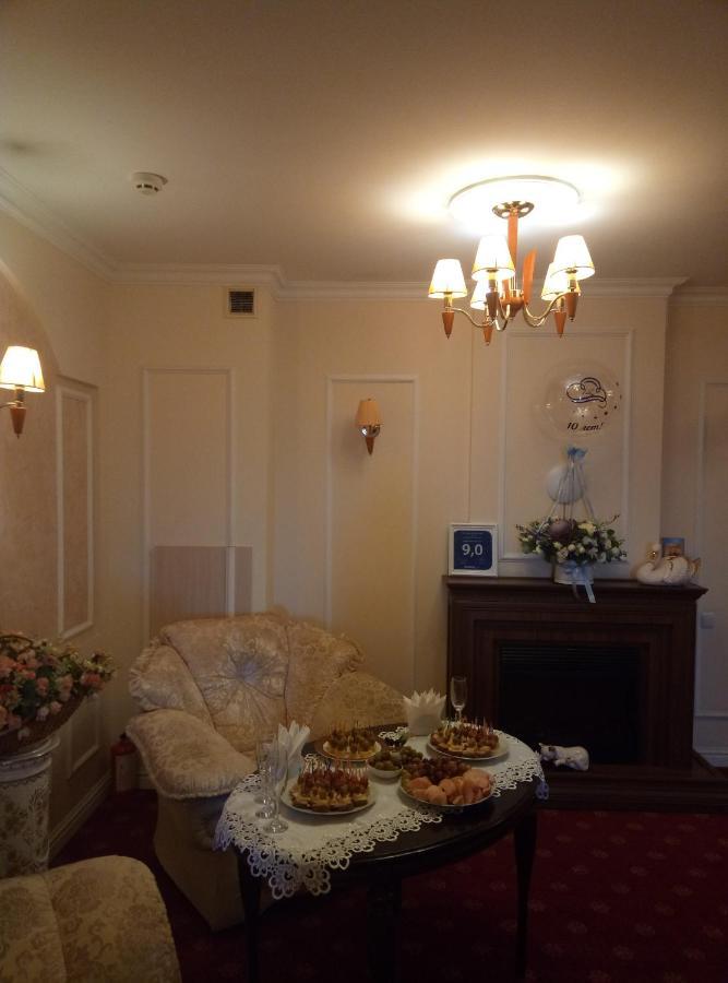 7 Sky Hotel Klinicheskaya Street Kiev Exterior foto