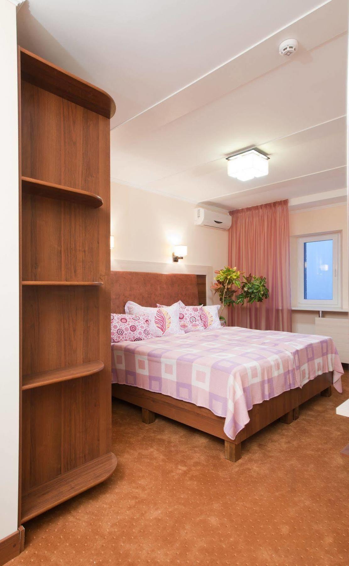 7 Sky Hotel Klinicheskaya Street Kiev Exterior foto